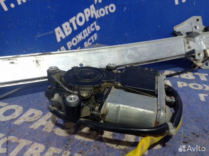 Передний левый стеклоподъемник Mitsubishi Galant 6