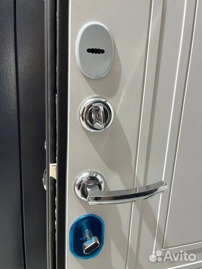 Дверь входная в квартиру Гарда 2 Велюр Белый soft