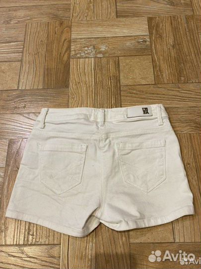 Шорты белые для девочки