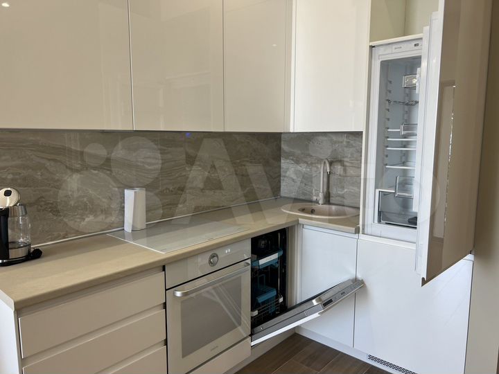 2-к. квартира, 50 м², 2/3 эт.