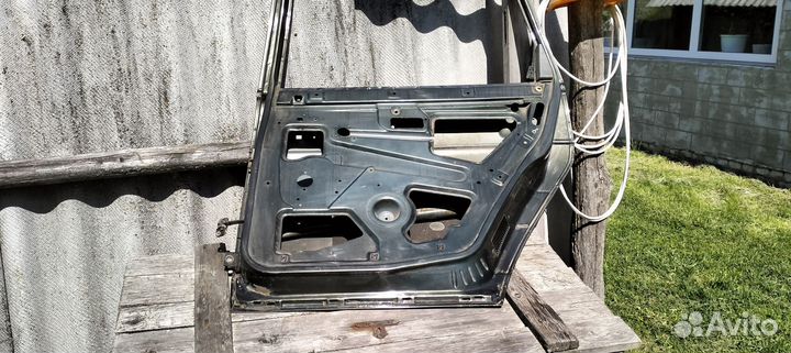 Дверь ваз 2111