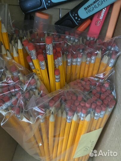 Карандаши цветные и чернографитные