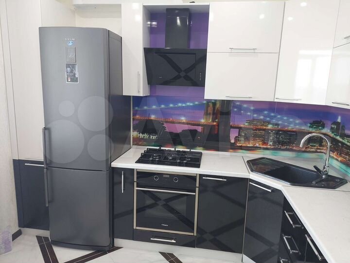 2-к. квартира, 53 м², 9/10 эт.