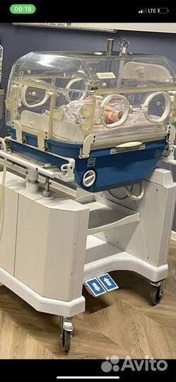 Инкубатор для новорожденных