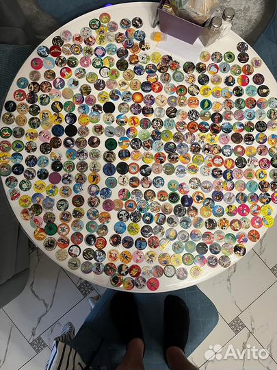 Фишки из 90х, биты pog, caps