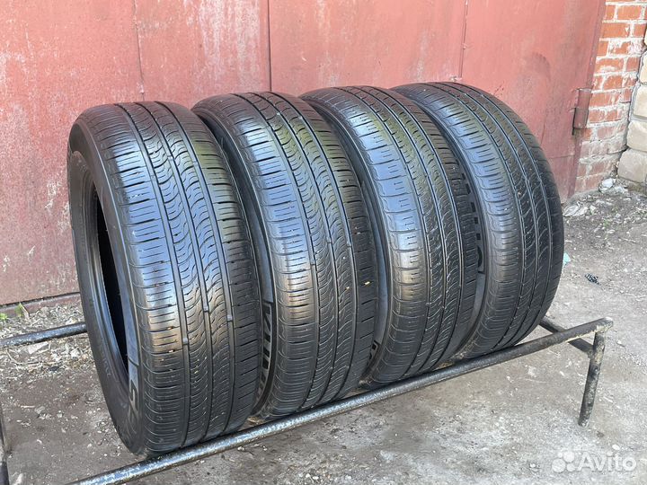 Kumho Sense KR26 215/65 R16 98H