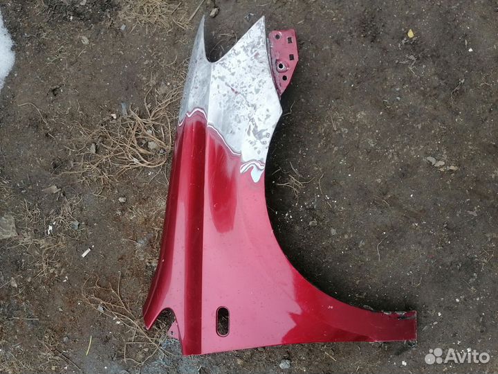 Крыло на Фольксваген Поло седан