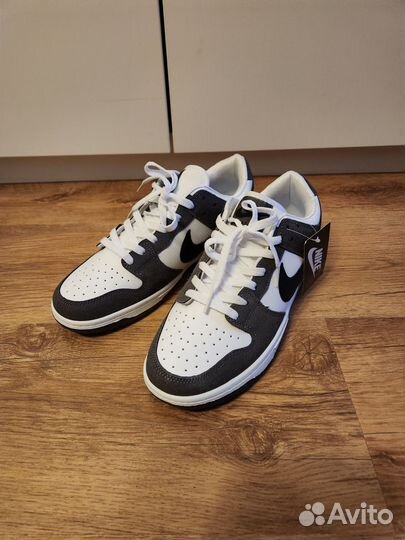 Кроссовки Nike 44 eur