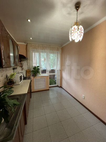 3-к. квартира, 70 м², 1/5 эт.
