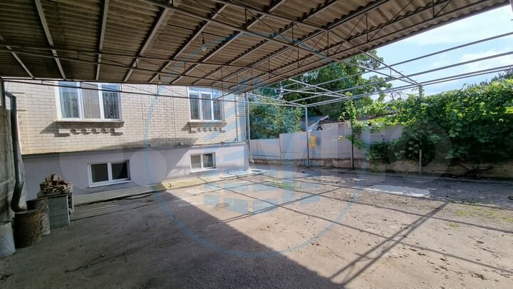 Дом 186,6 м² на участке 6,7 сот.