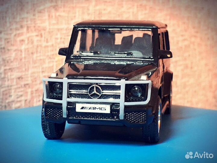 Бампер Mercedes-Benz G-класс 1:43
