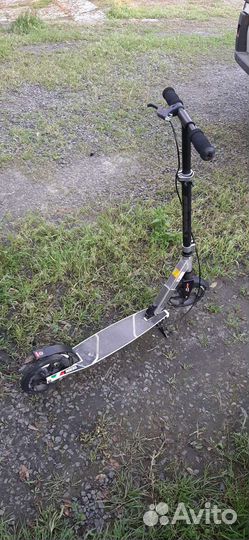 Самокат Roces 200