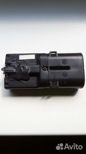 Автомобильный gps трекер pandora nav 04