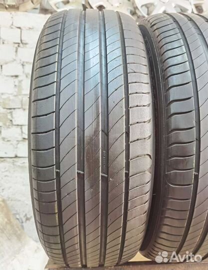 Michelin Primacy 4 215/60 R17 96H