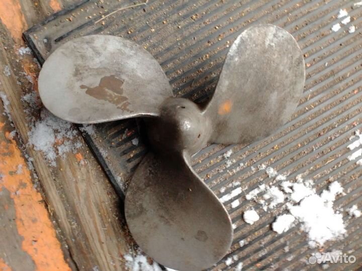 Винт гребной