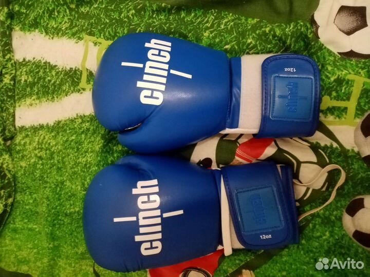 Боксерские перчатки 12 oz clinch