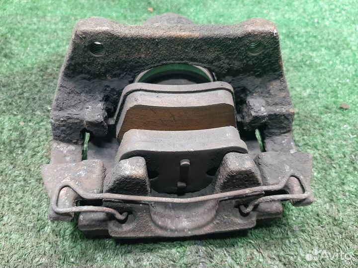 Суппорт тормозной задний левый Volvo XC90 2006