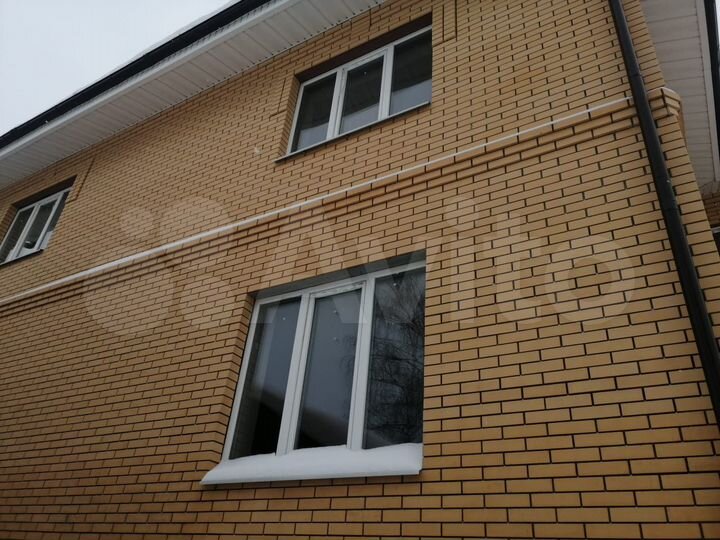 Дом 260 м² на участке 6,5 сот.