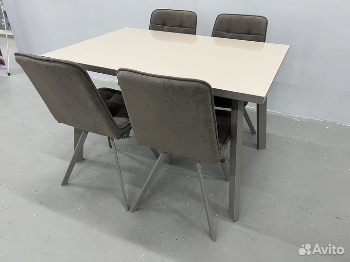 Стол кухонный 120 см стекло капучино