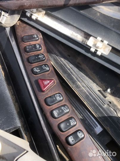 Дерево центральной консоли мерседес w220