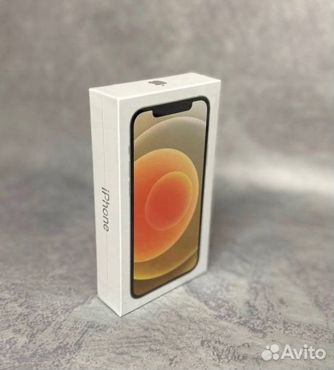 iPhone 12, 64 ГБ