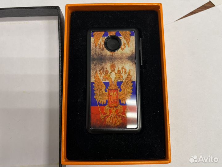 Зажигалка с гербом России