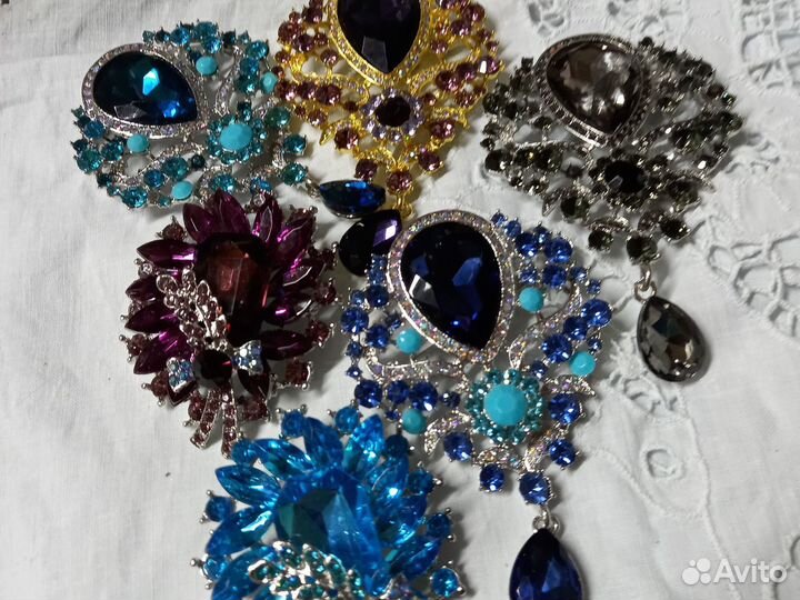 Винтажная брошь - кулон