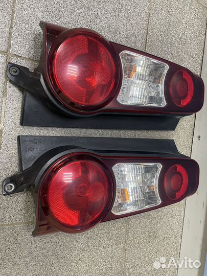 Citroen berlingo b9 фонарь правый и левый