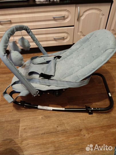 Шезлонг детский