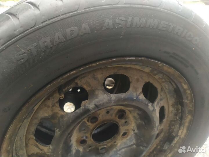 Viatti Strada Asimmetrico 215/60 R16