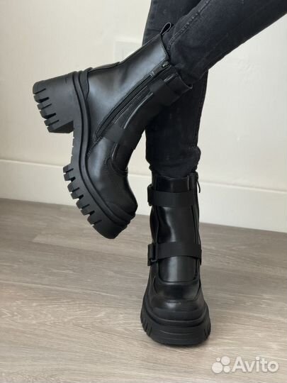 Ботинки демисезонные