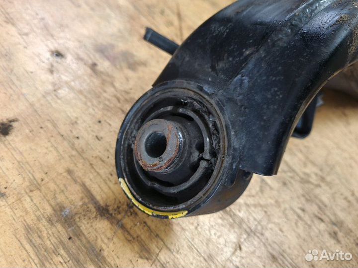 Рычаг продольный задний левый Renault Koleos 2010