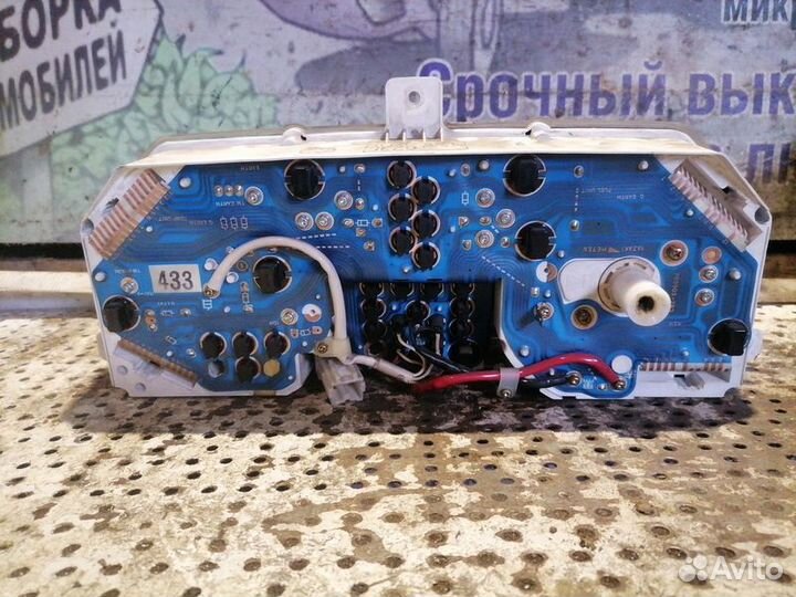 Панель приборов Mitsubishi Pajero