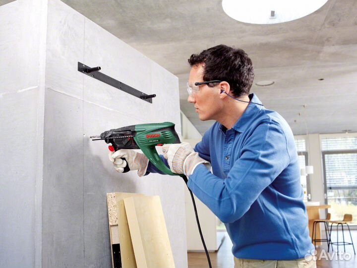 Разнорабочий, помощник по мелкому ремонту