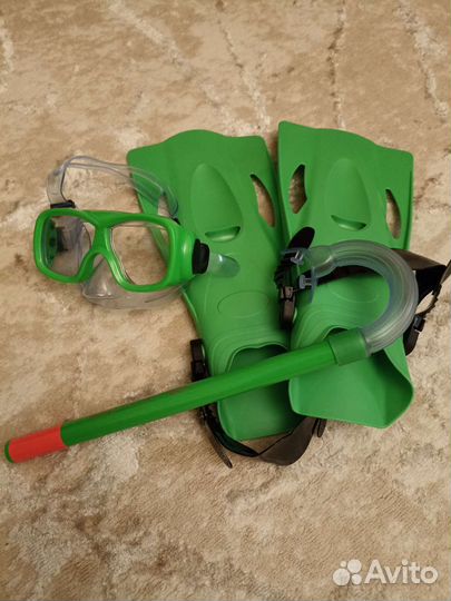 Маска и ласты