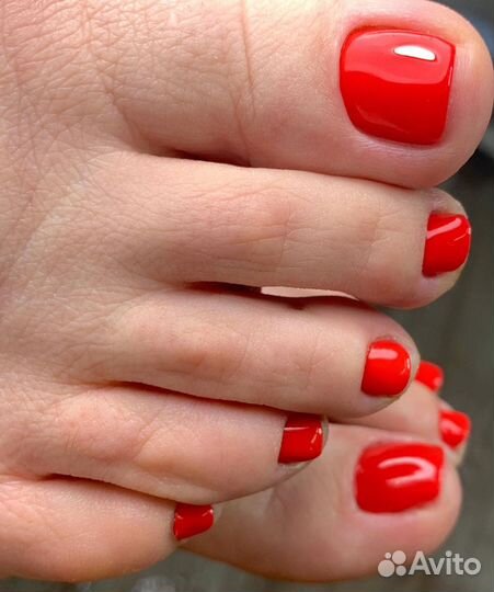 Мастер маникюра, лешмейкер