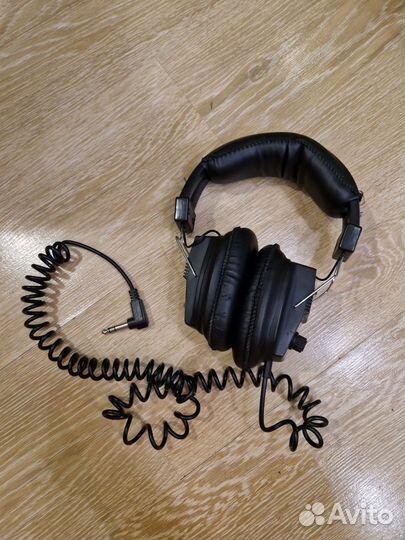 Garrett наушники