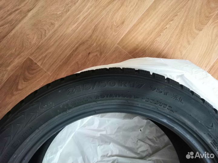 Nokian Tyres Hakkapeliitta 7 215/50 R17 95T