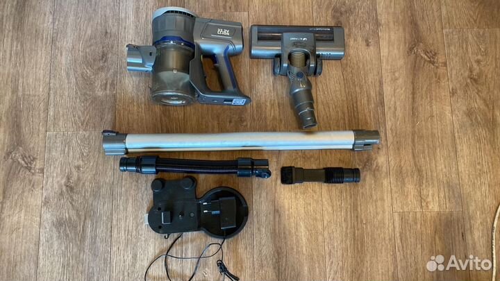 Вертикальный пылесос Kitfort KT-541-3