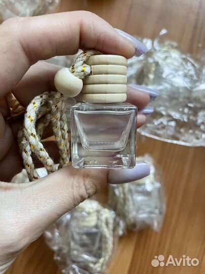 Флаконы под автомобильный парфюм