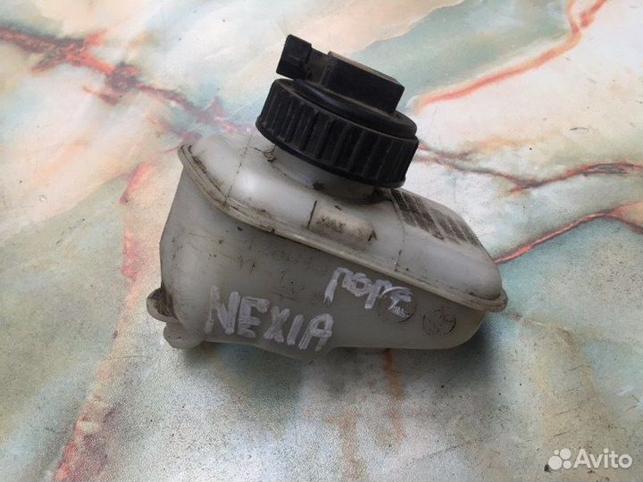 Бачок главного тормозного цилиндра Daewoo Nexia