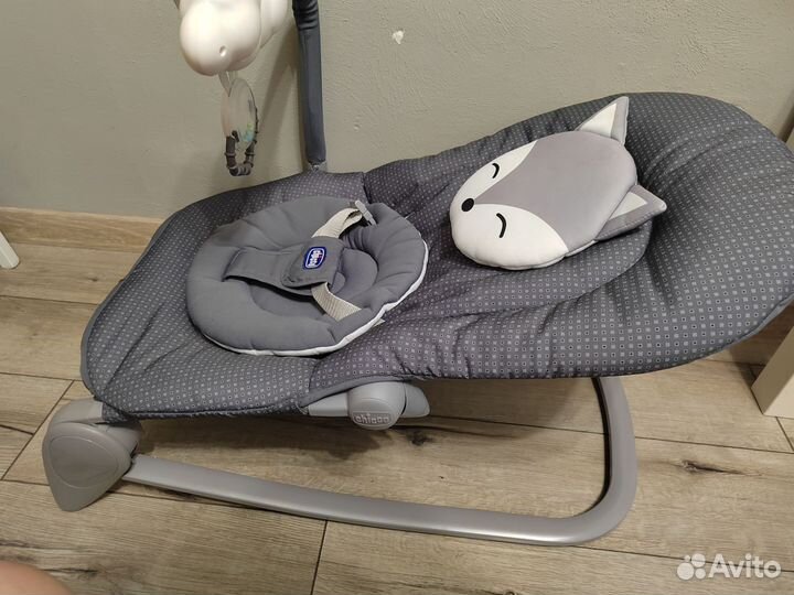 Шезлонг детский chicco