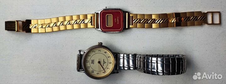 Часы 4 шт