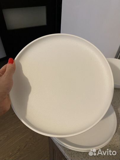 Столовый набор тарелок