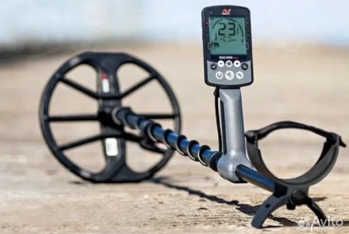 Поиск кольца в море металлоискателем