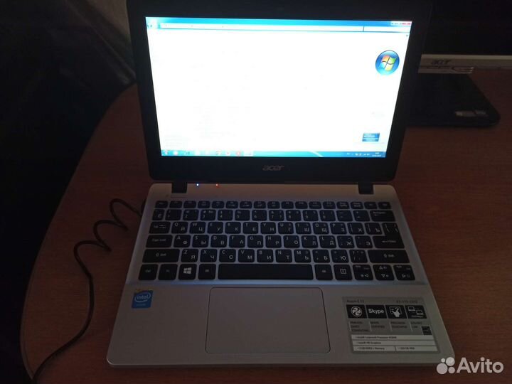 Acer aspire E 11