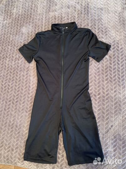 Комбинезон спортивный для фитнеса