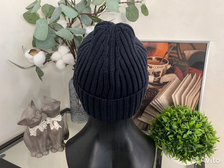 Шапка Boss с кашемиром