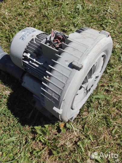 Компрессор низкого давления