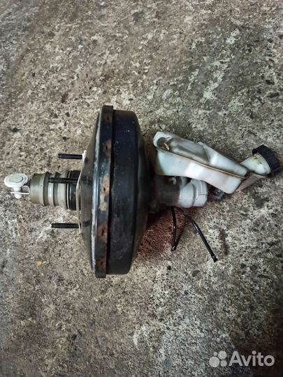 Вакуумник Ford Fusion 1.6 МКПП